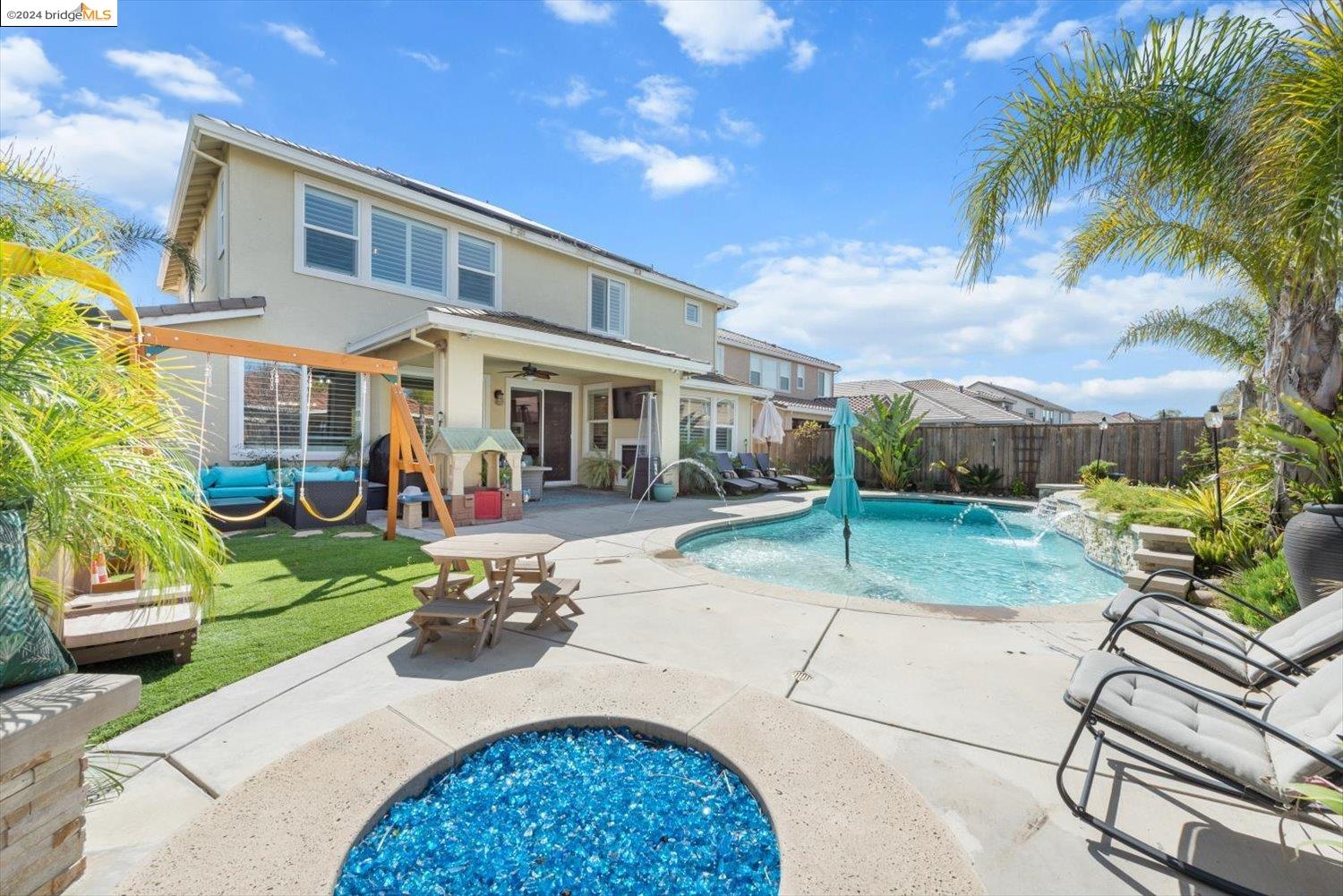 8059 Westport Cir