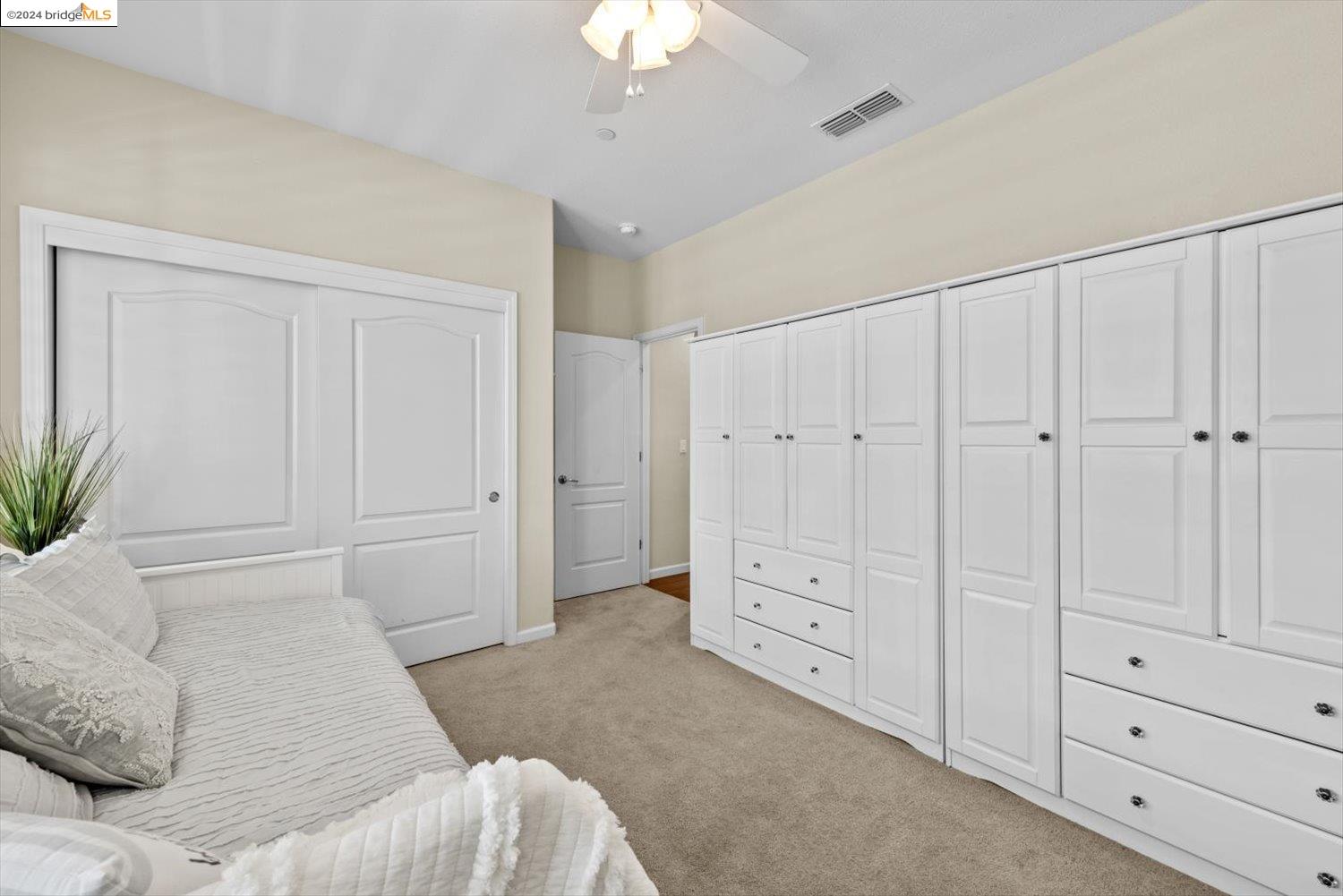 8059 Westport Cir