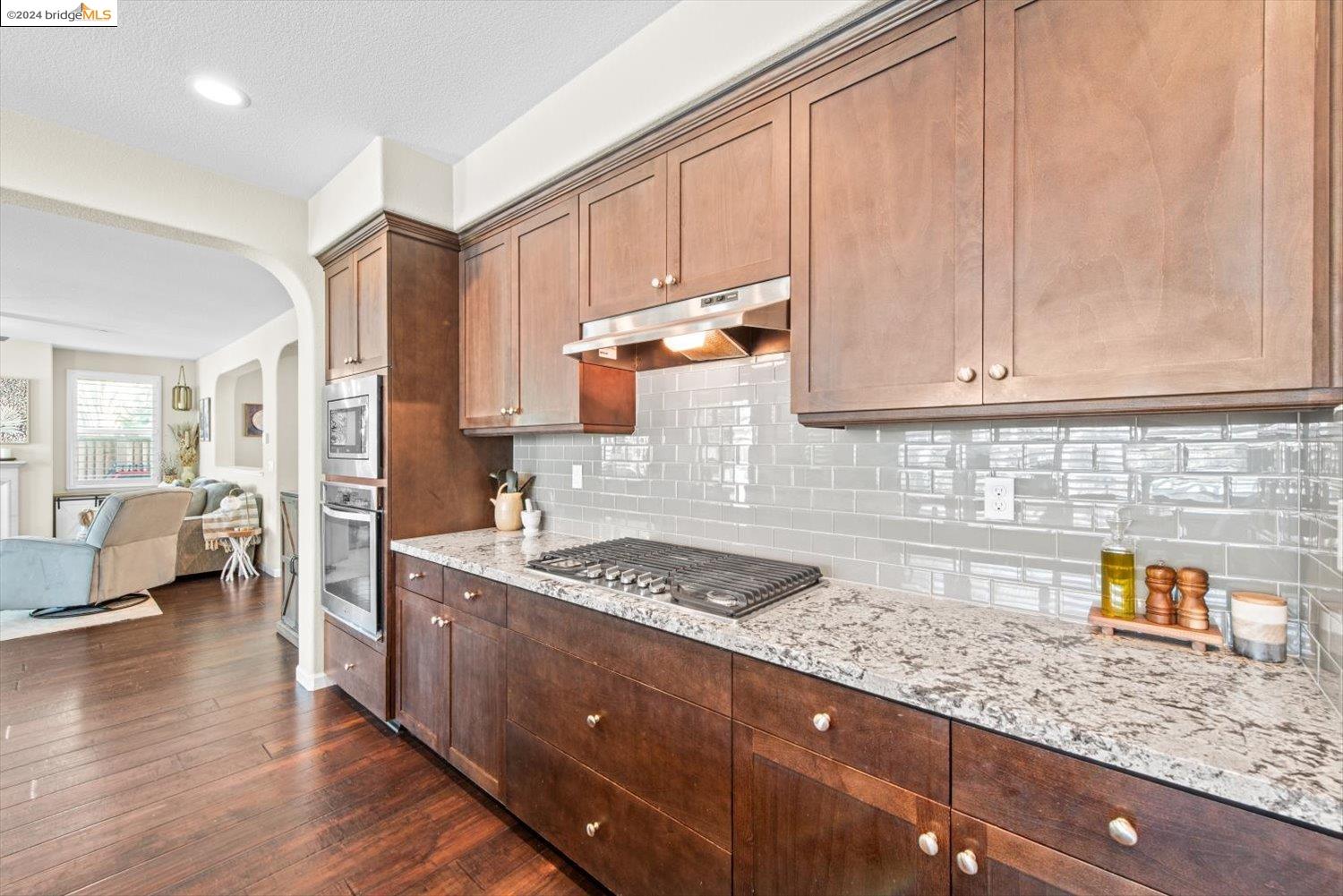 8059 Westport Cir