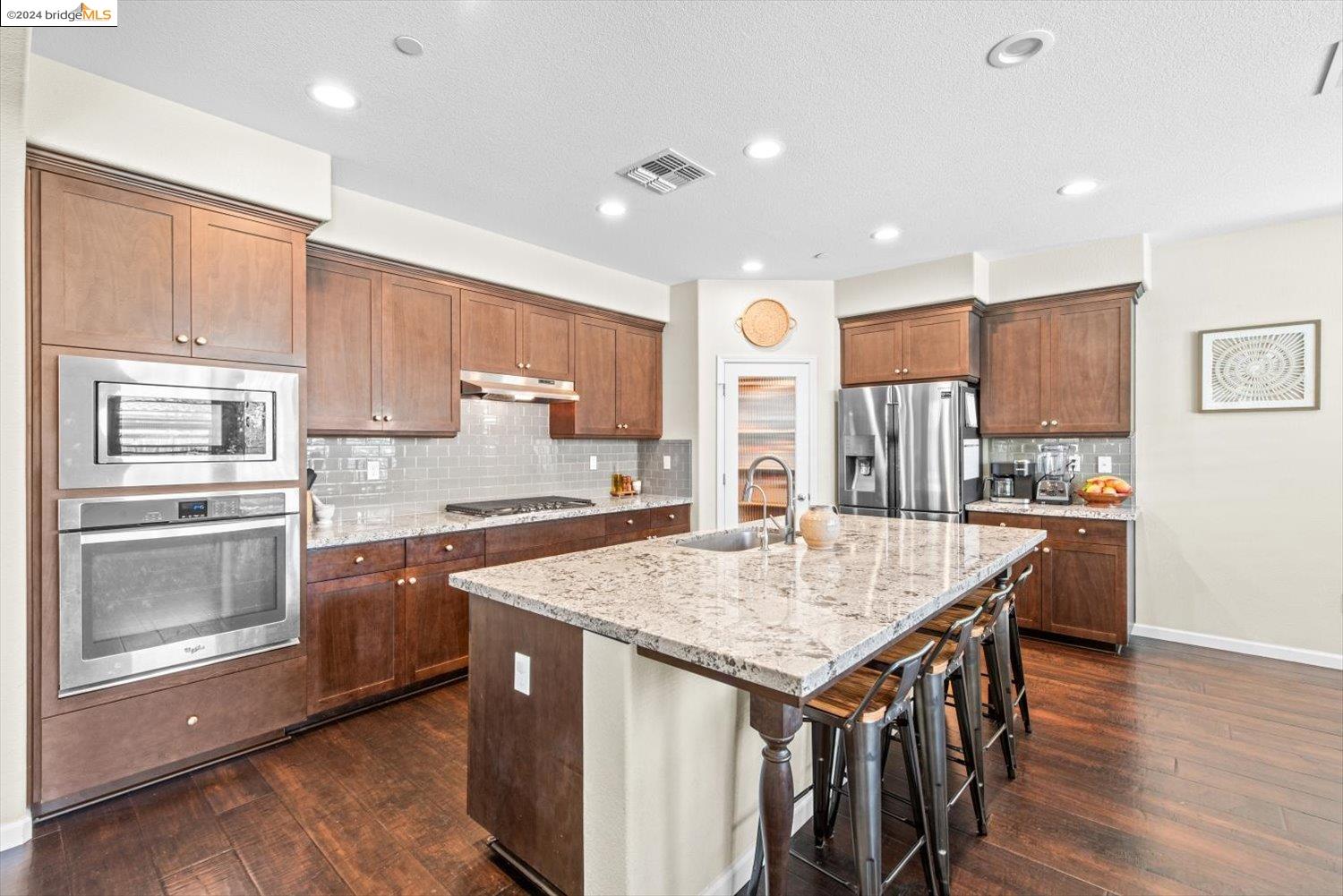 8059 Westport Cir