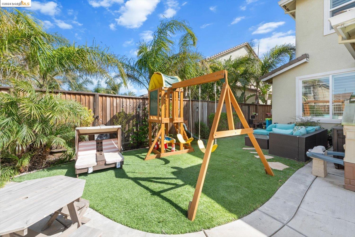 8059 Westport Cir