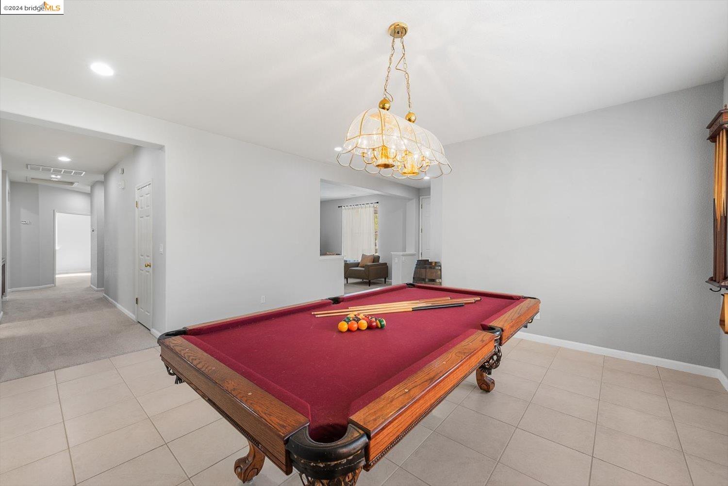 515 Half Moon Ct