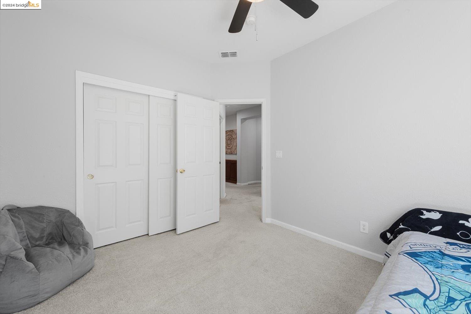 515 Half Moon Ct