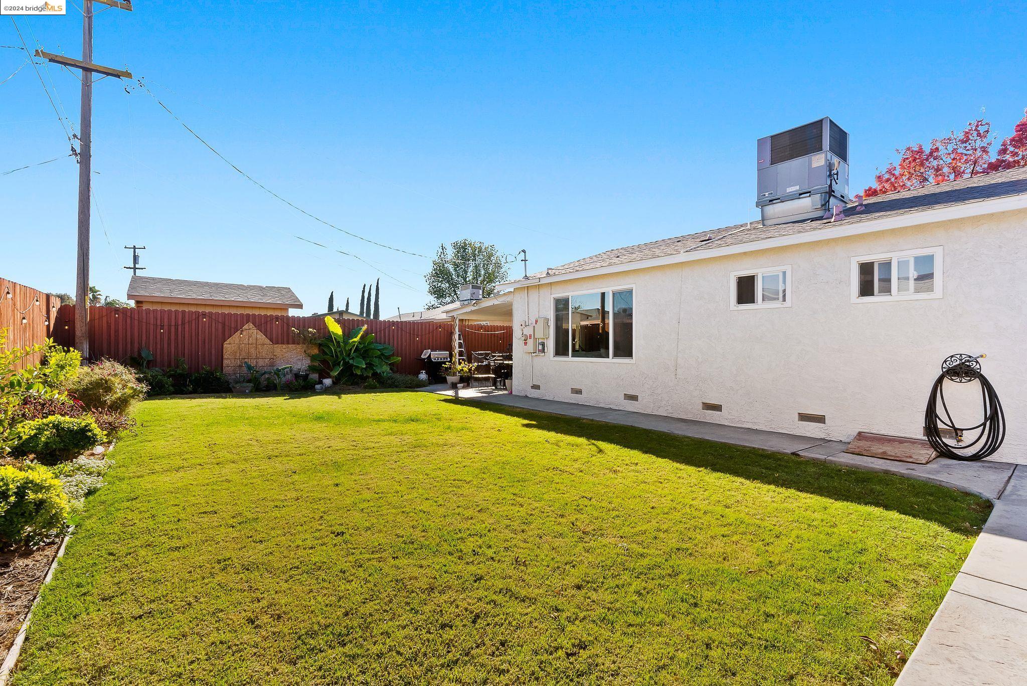 1222 Amy Dr