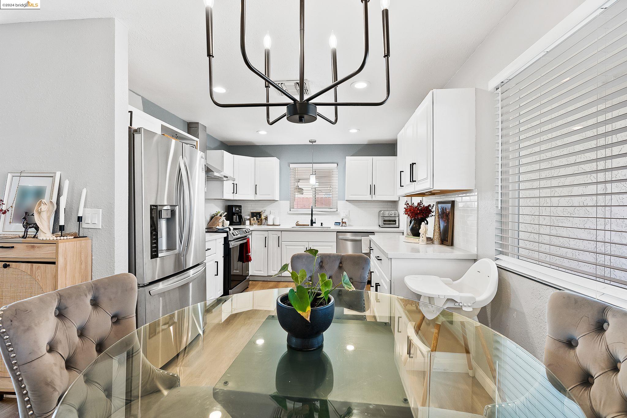 1222 Amy Dr