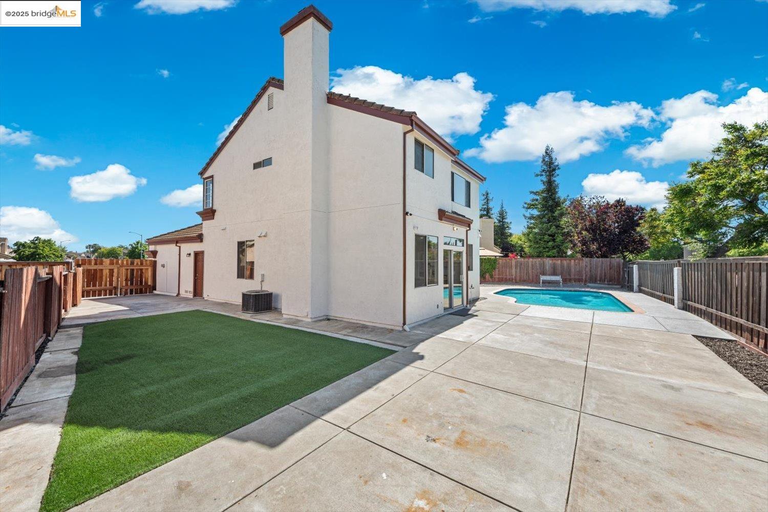 14 Cotati Ct