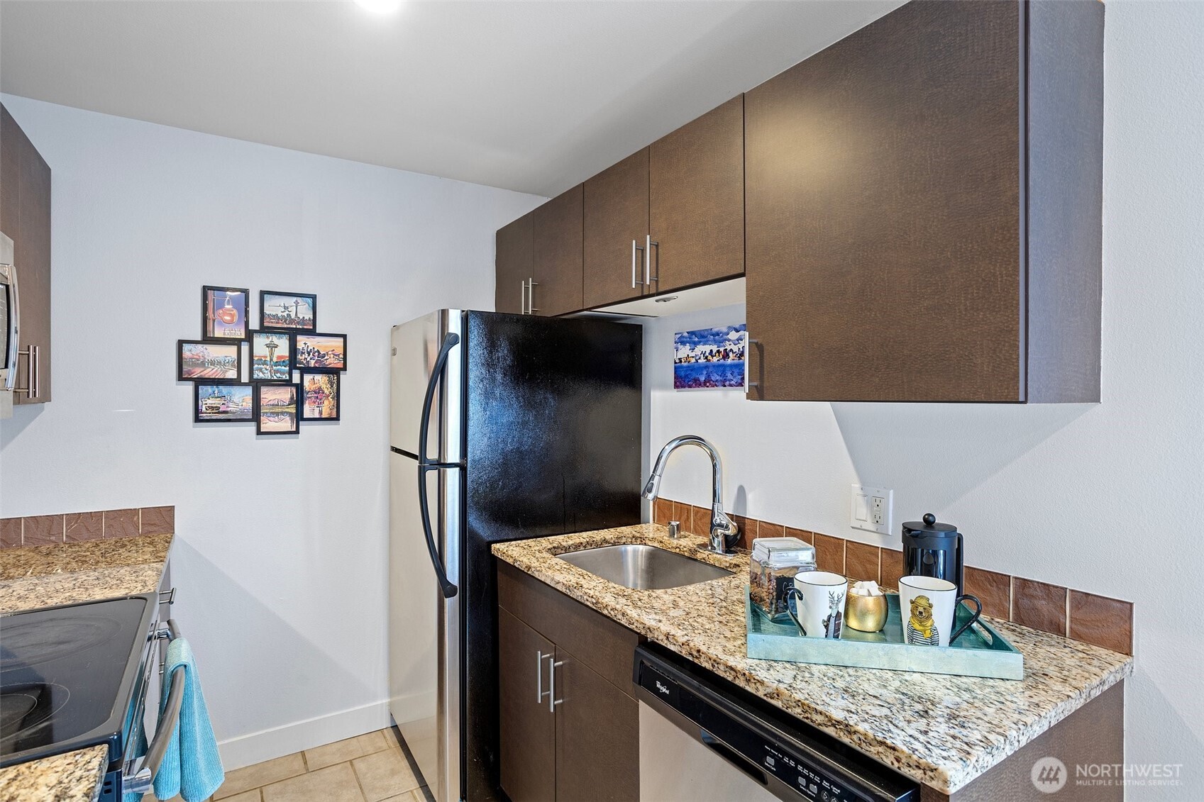 526 17th Avenue E Unit: 4