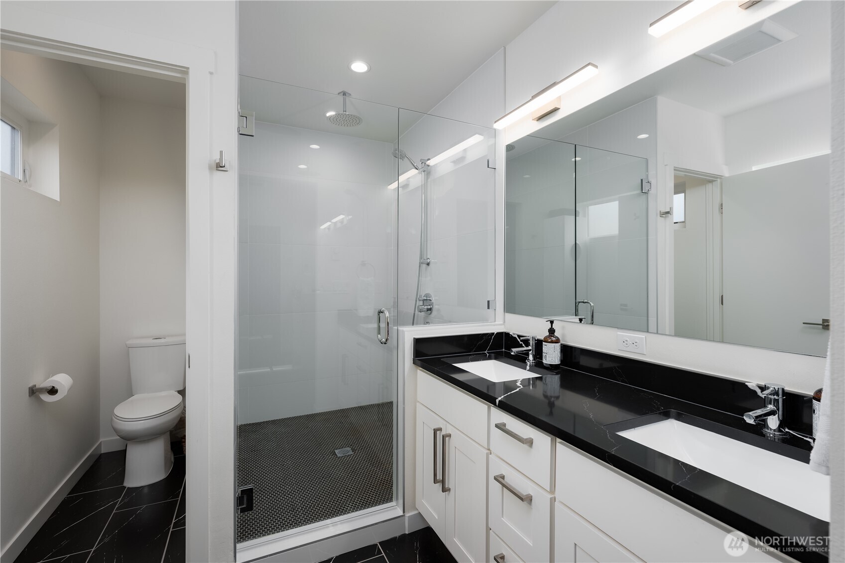 2715 S Judkins Street Unit: B