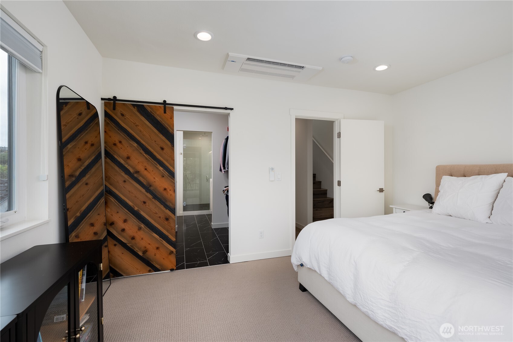 2715 S Judkins Street Unit: B