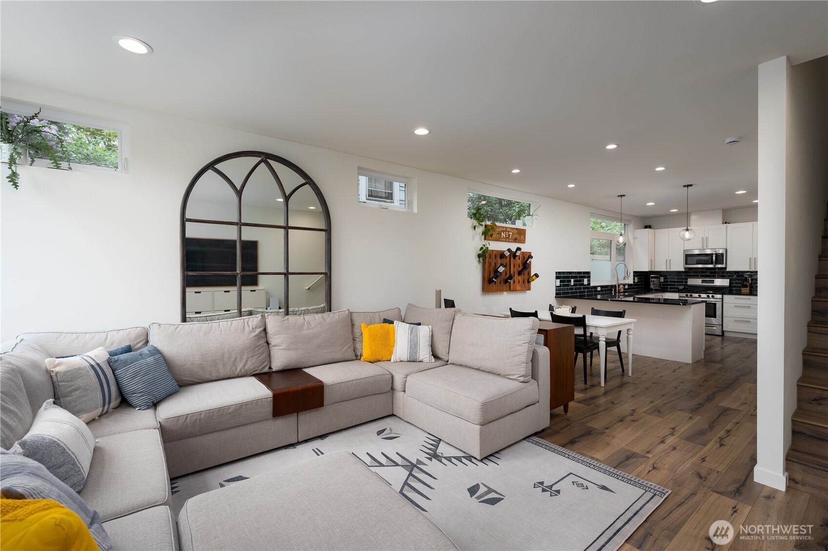 2715 S Judkins Street Unit: B