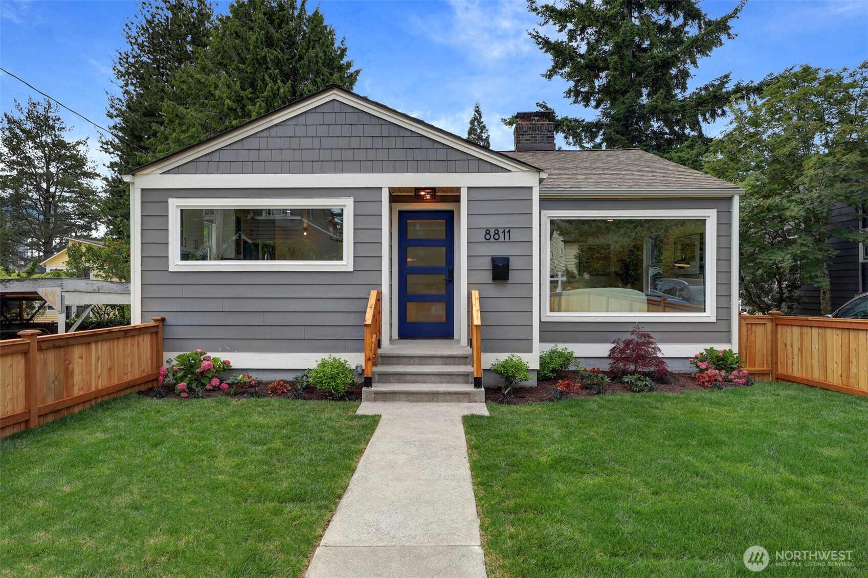 8811 12th Avenue NE