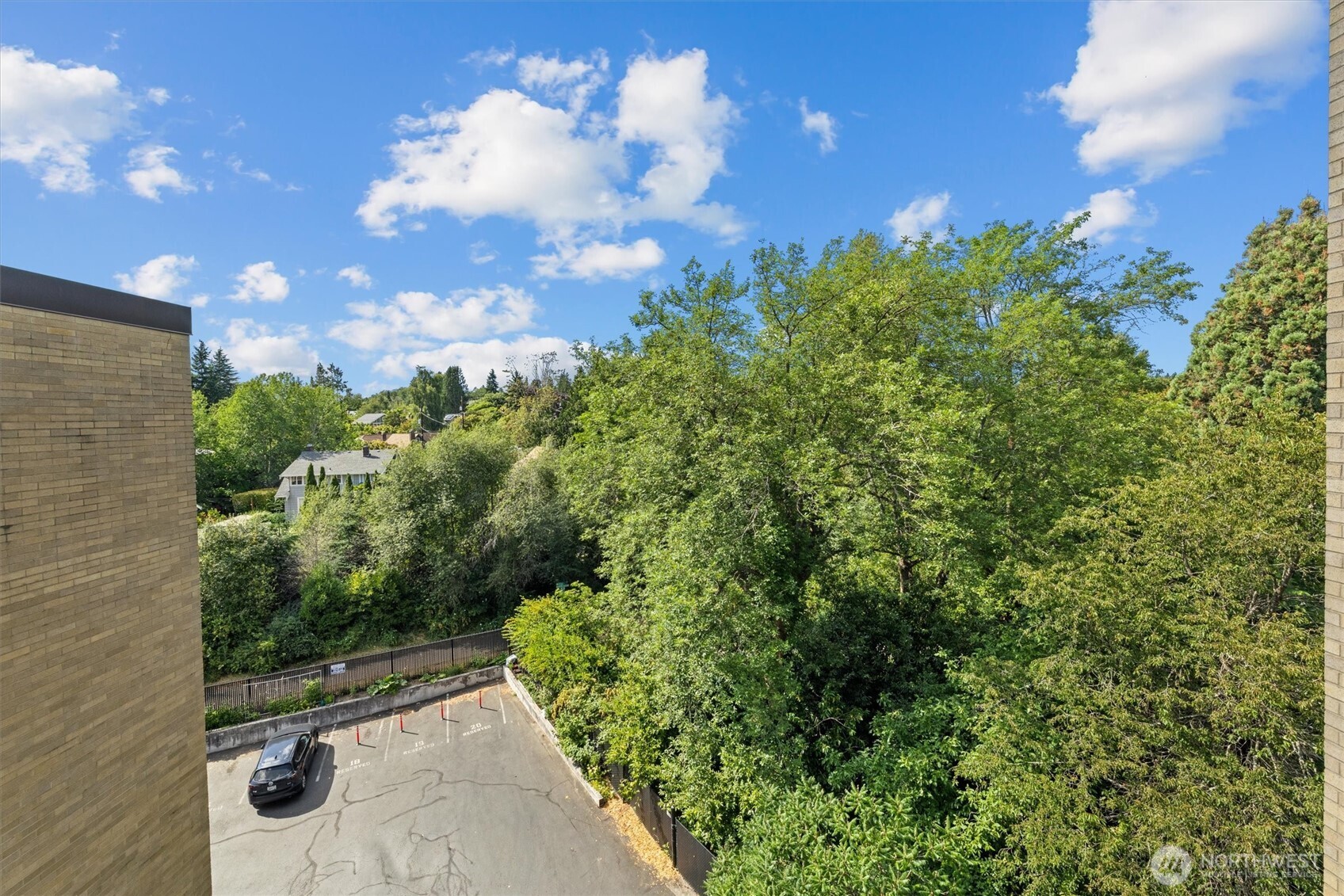 4545 Sand Point Way NE Unit: 806