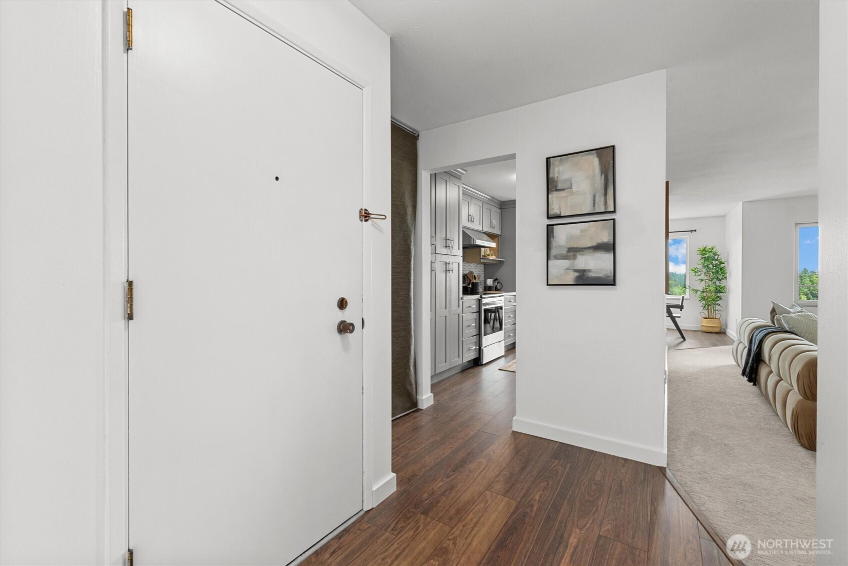 4545 Sand Point Way NE Unit: 806