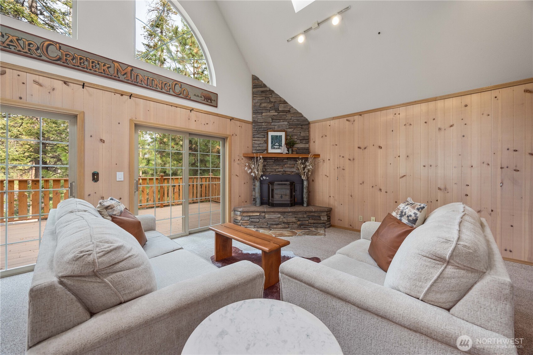 6545 Forest Ridge Drive