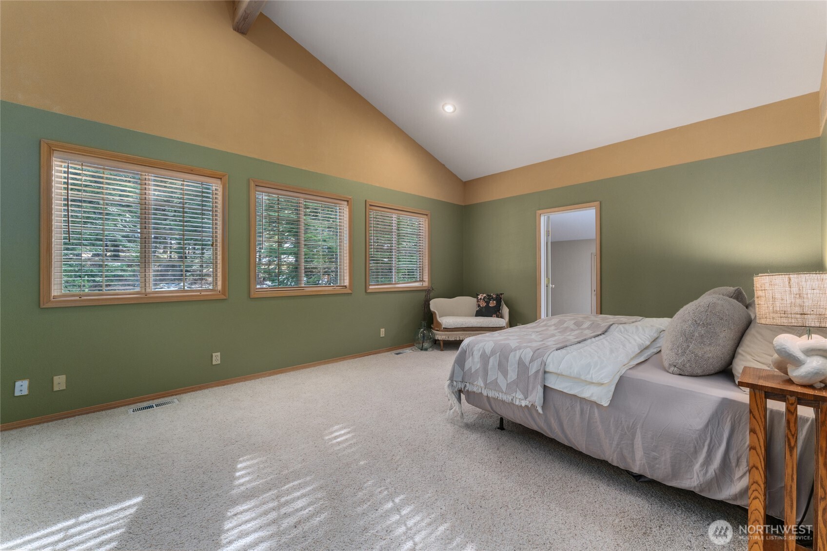 6545 Forest Ridge Drive