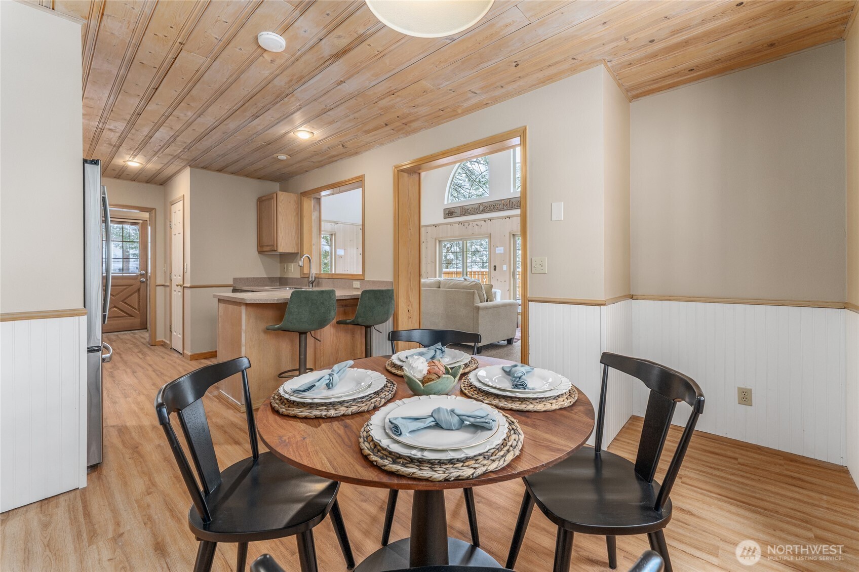 6545 Forest Ridge Drive