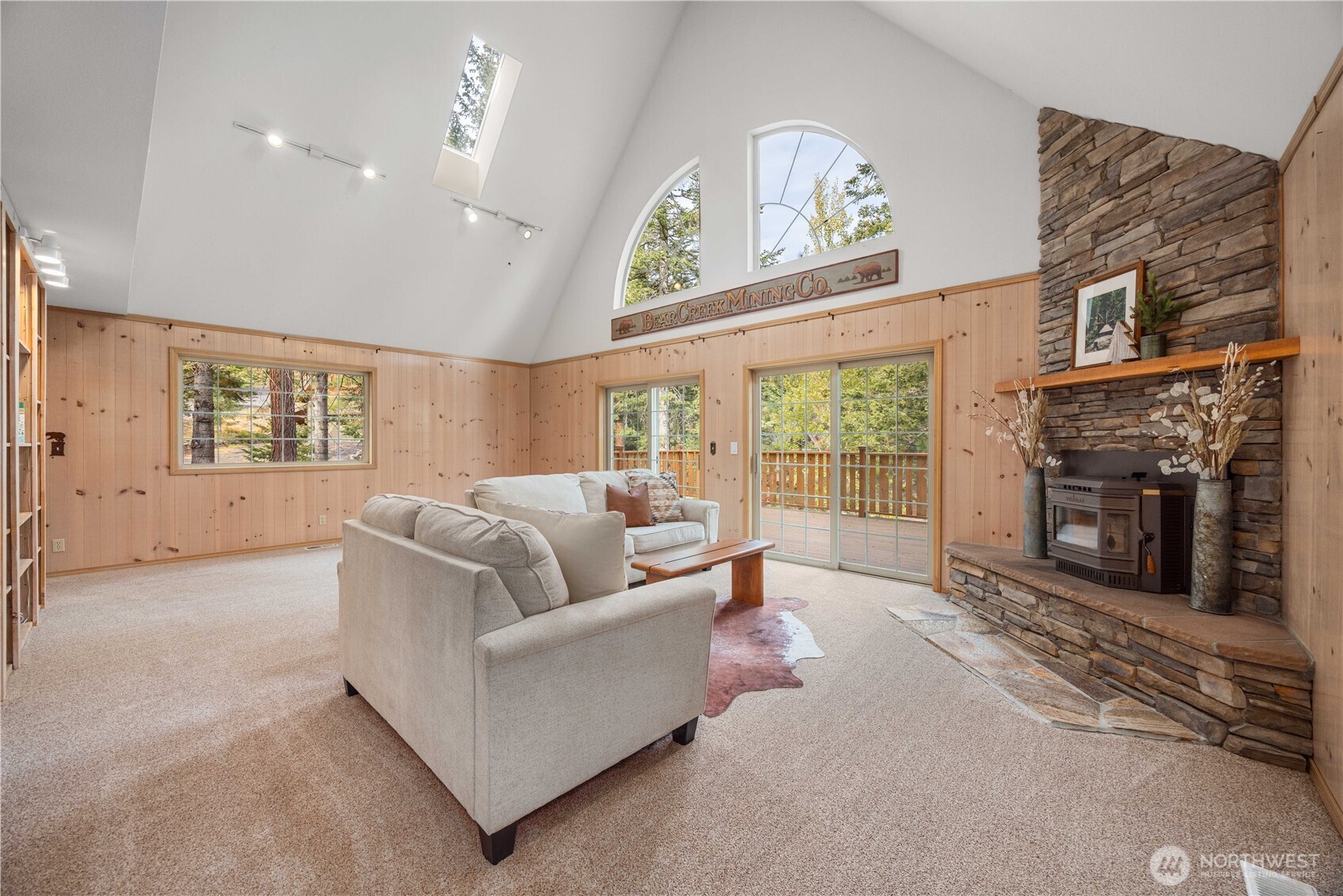 6545 Forest Ridge Drive