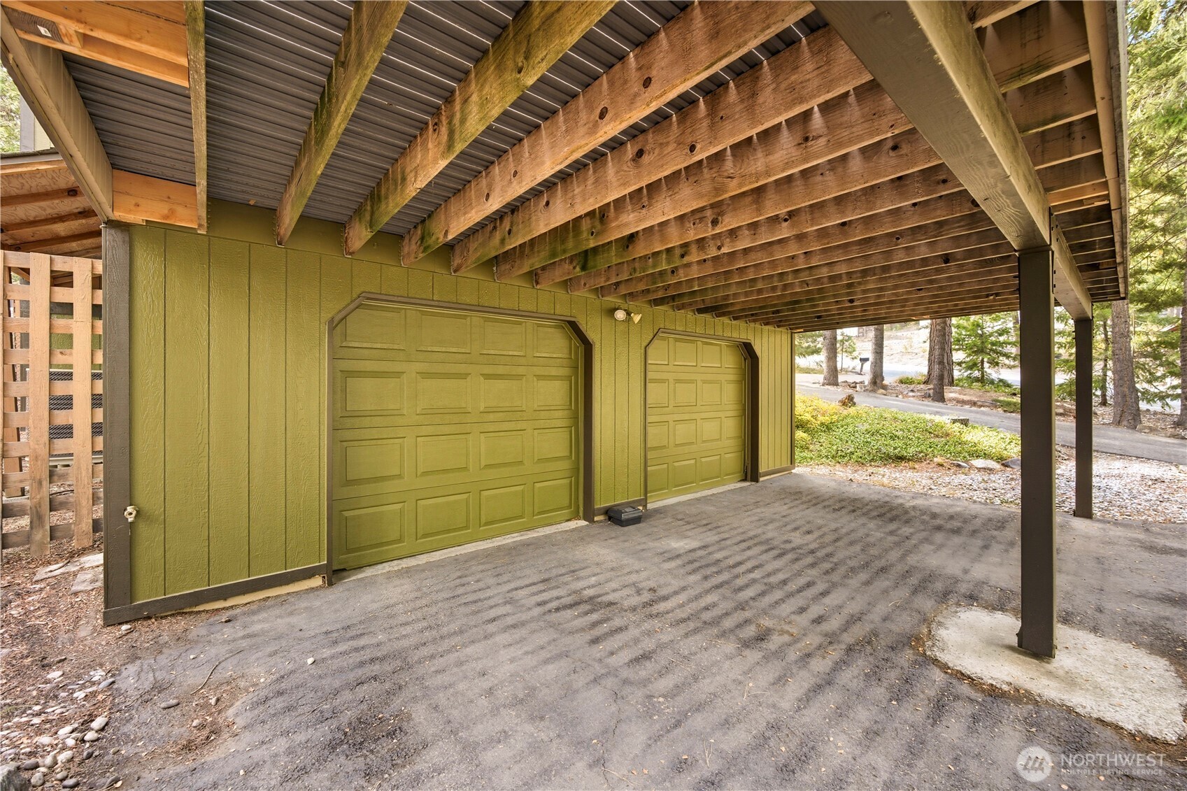 6545 Forest Ridge Drive