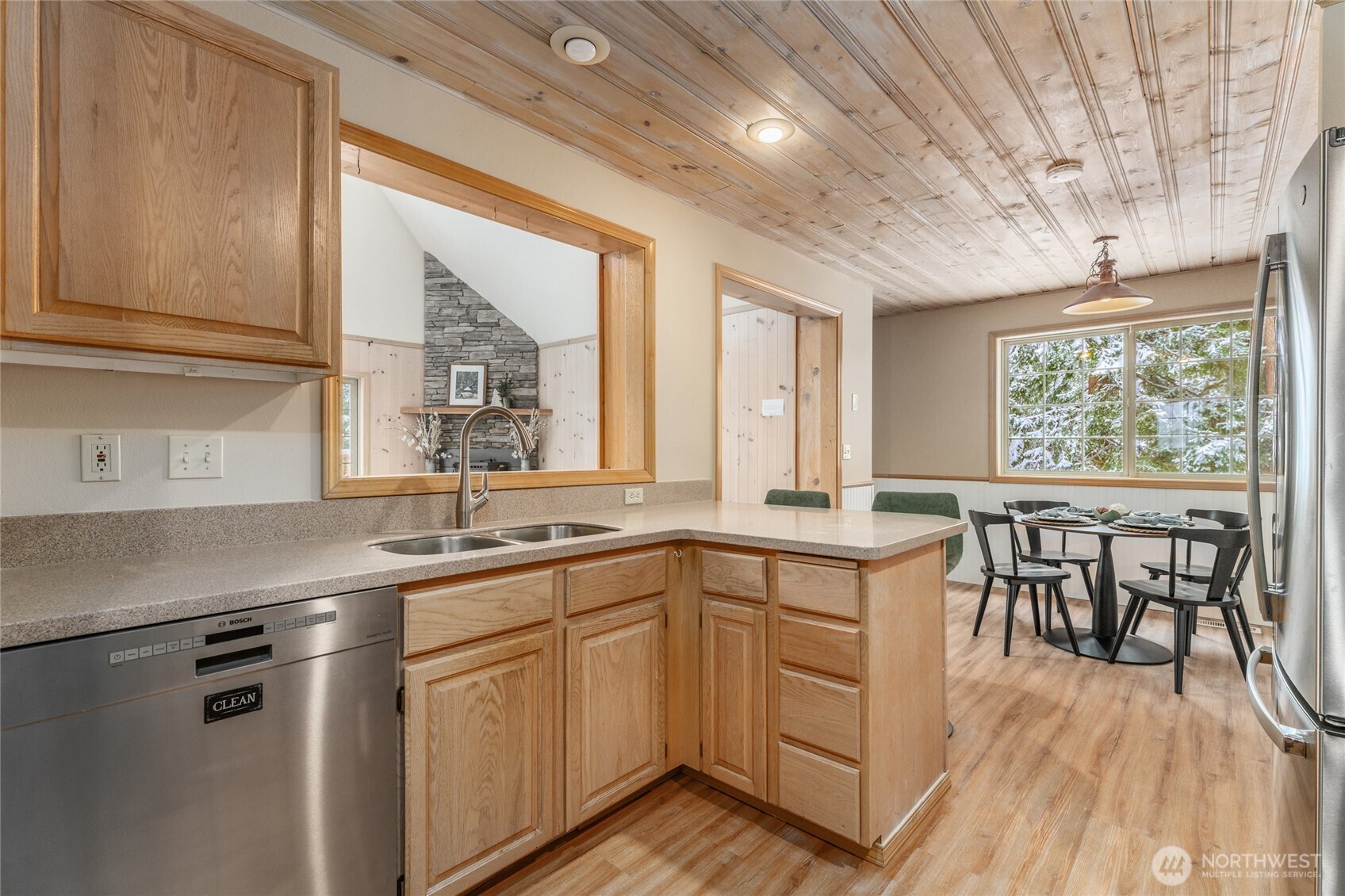 6545 Forest Ridge Drive