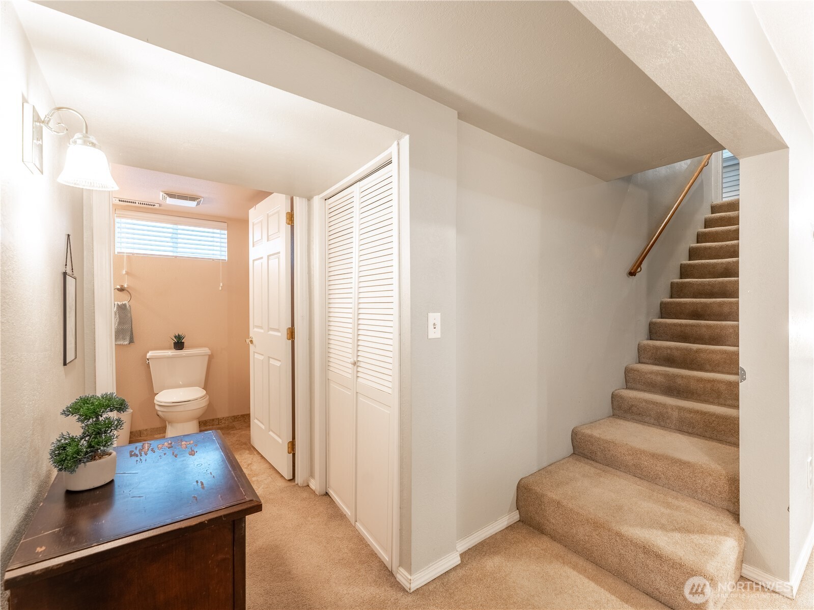 212 N Emerson Avenue