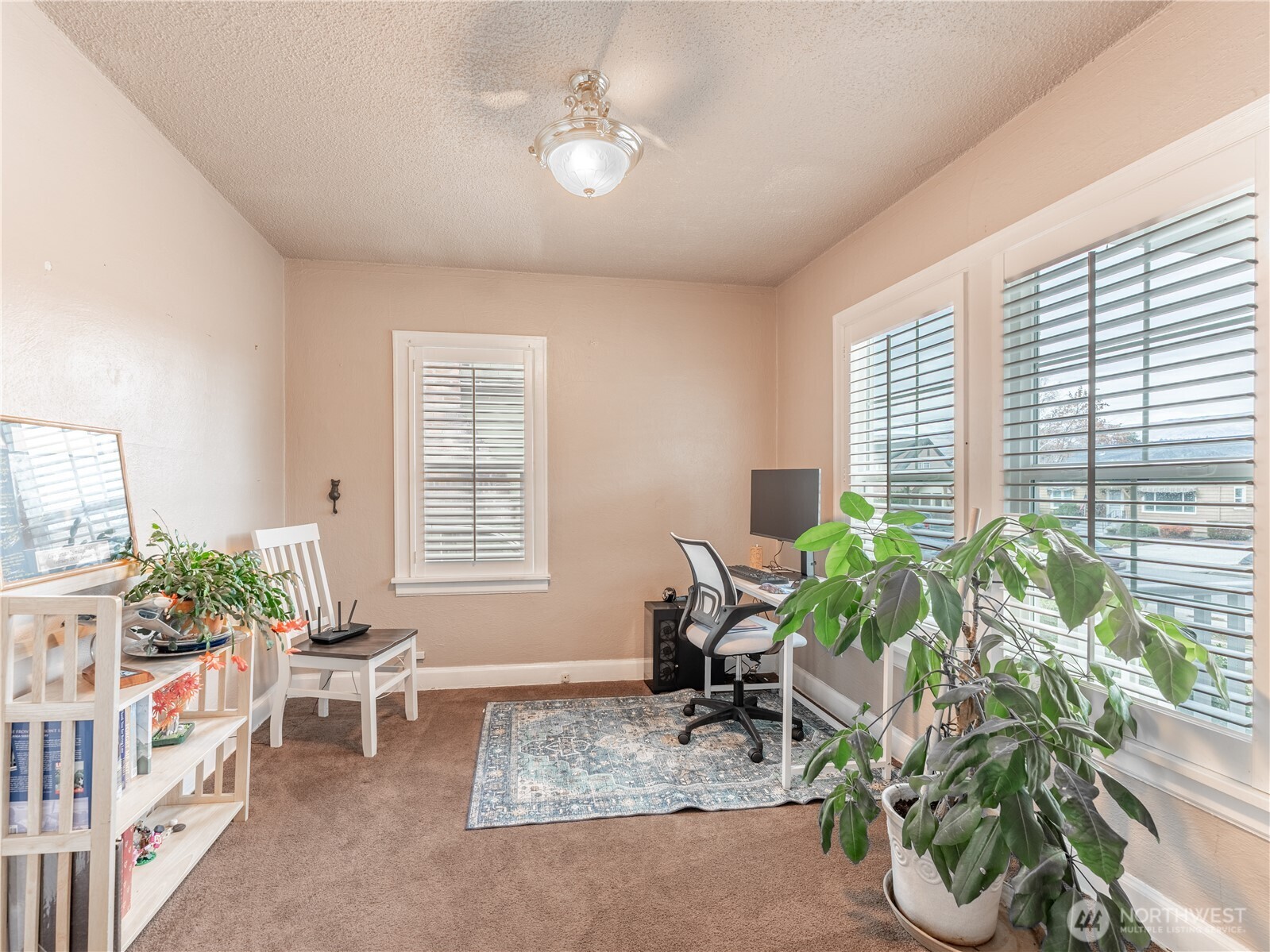 212 N Emerson Avenue