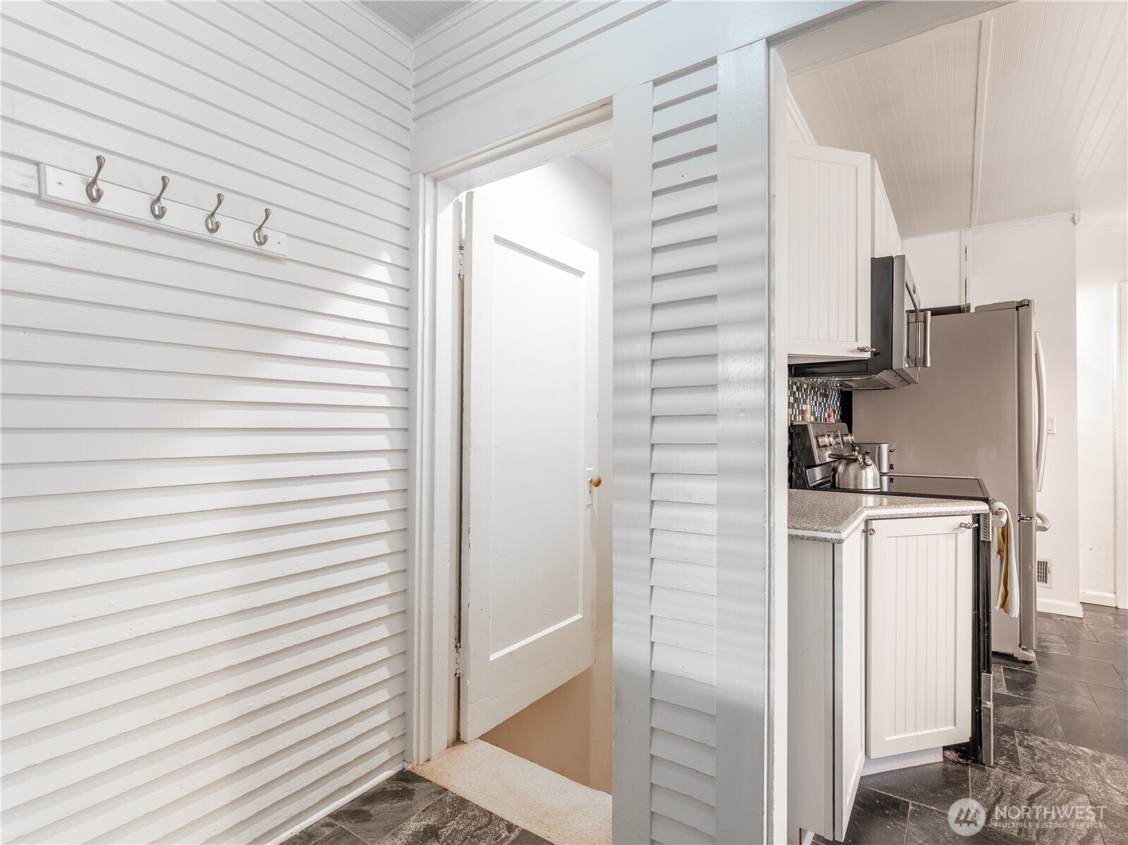 212 N Emerson Avenue