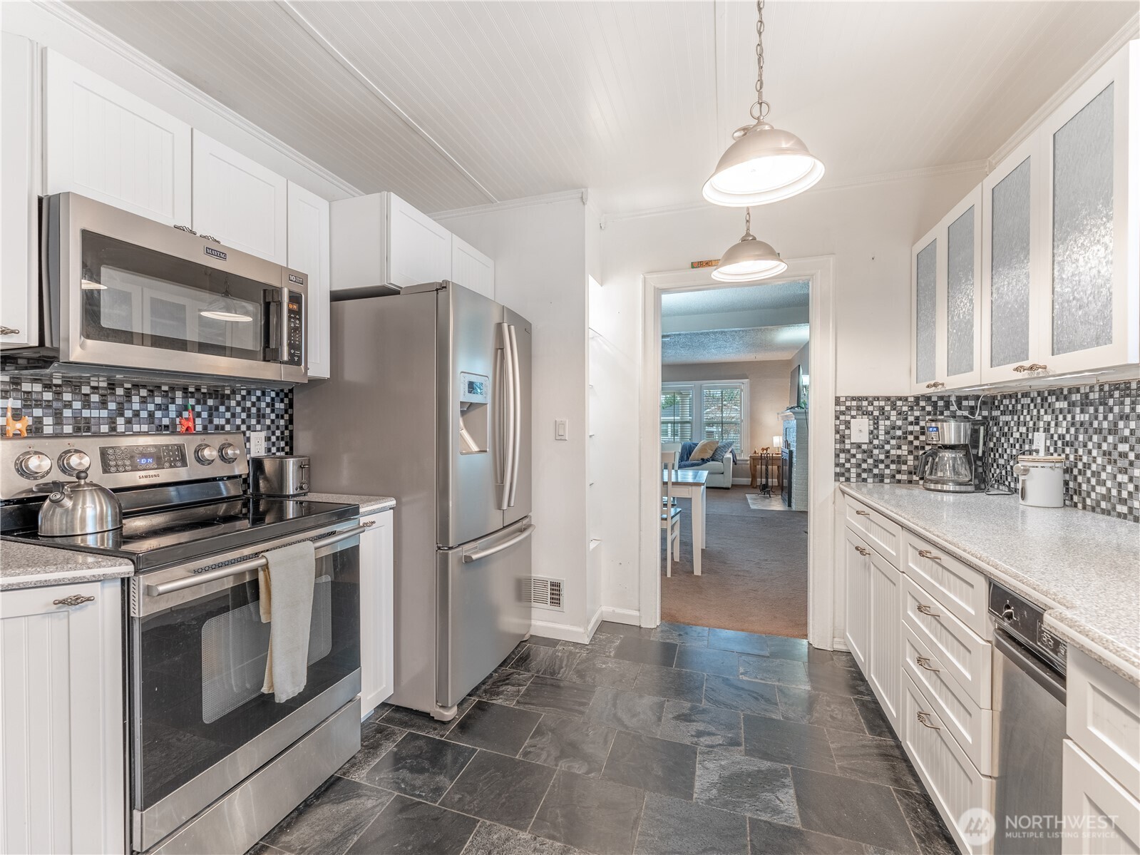 212 N Emerson Avenue