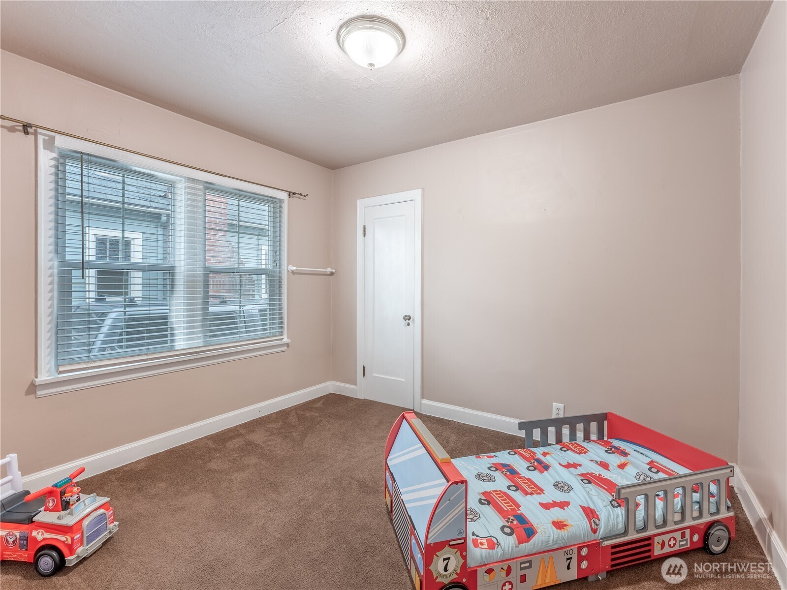 212 N Emerson Avenue