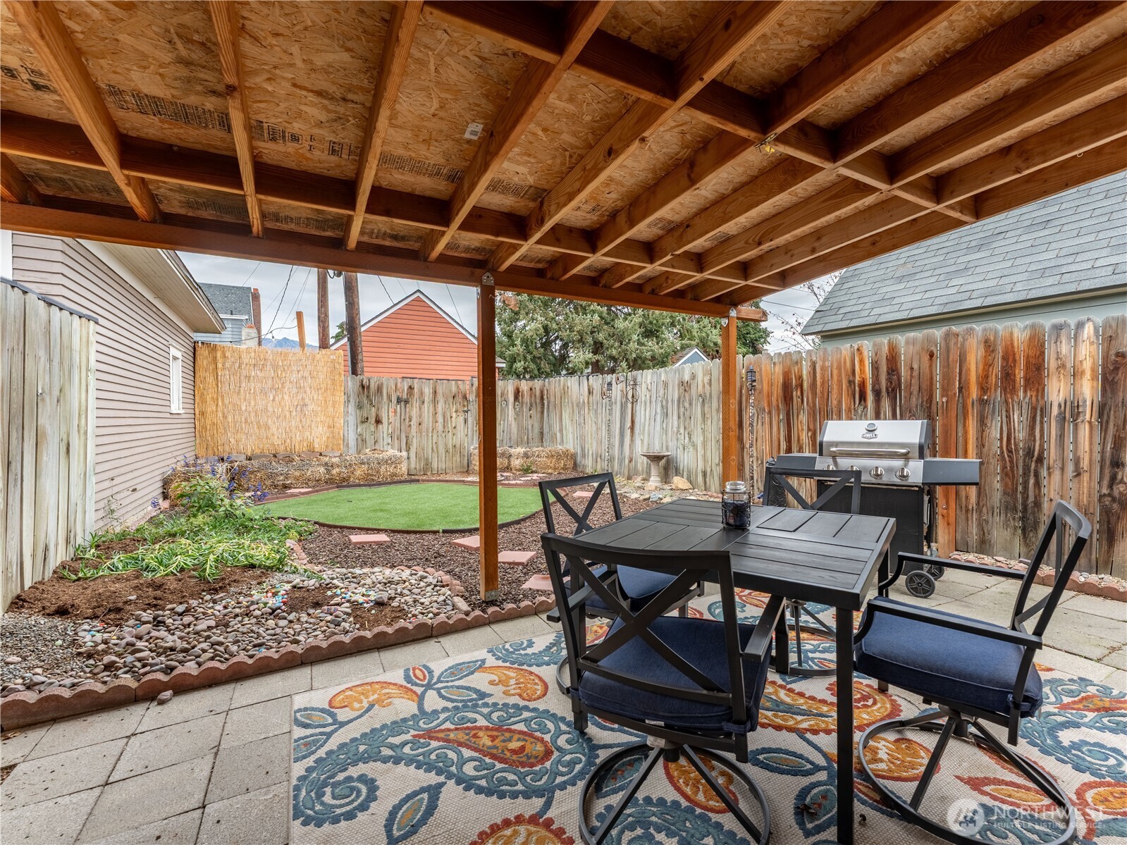 212 N Emerson Avenue