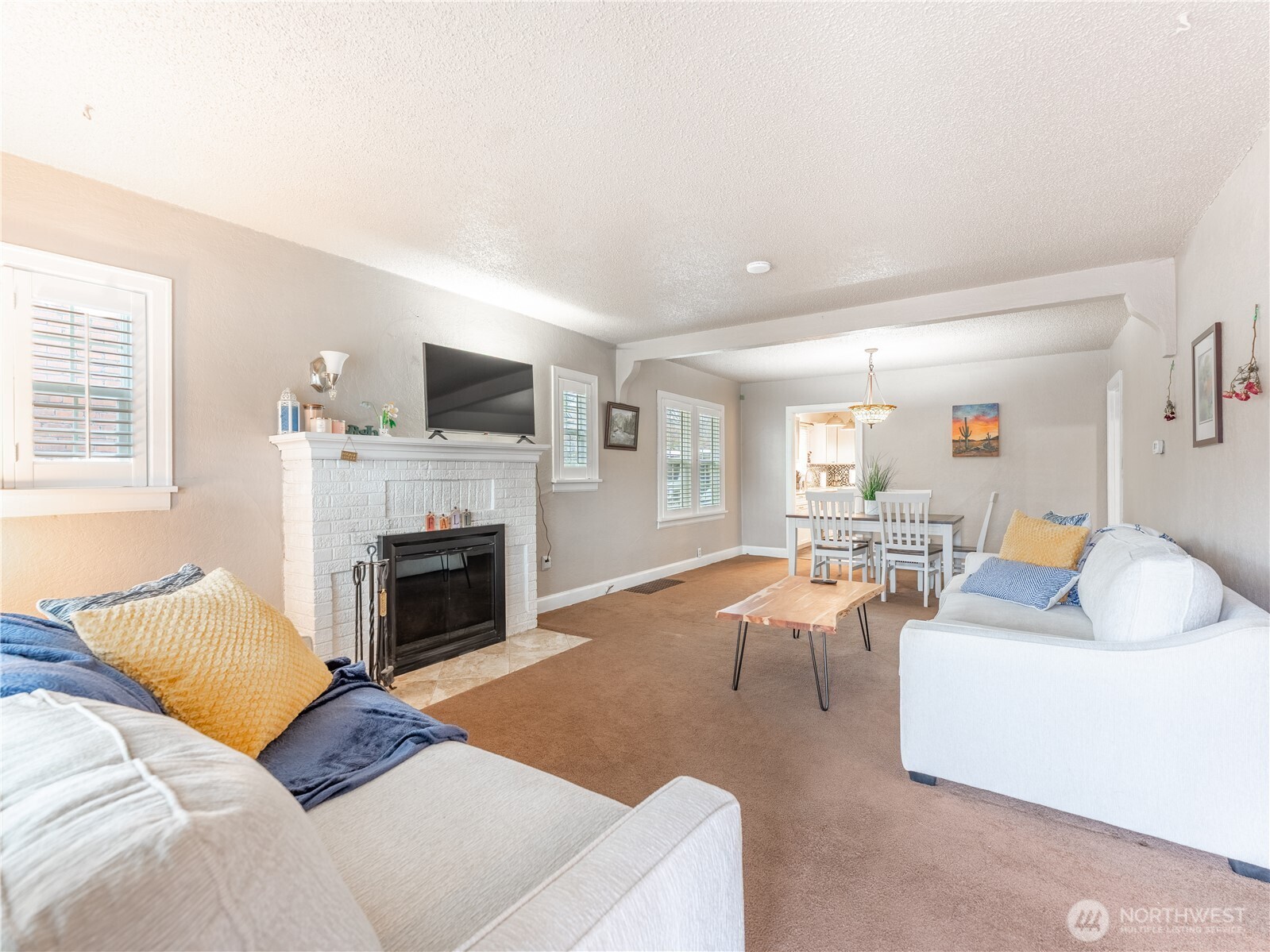 212 N Emerson Avenue