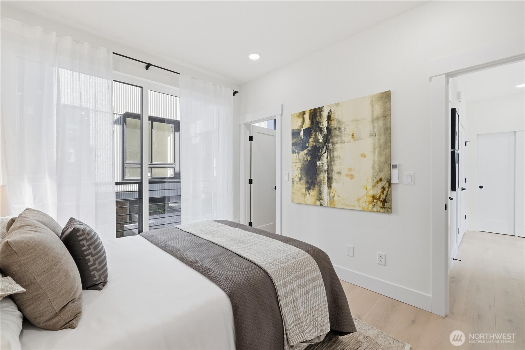 2016 Fairview Avenue E Unit: A