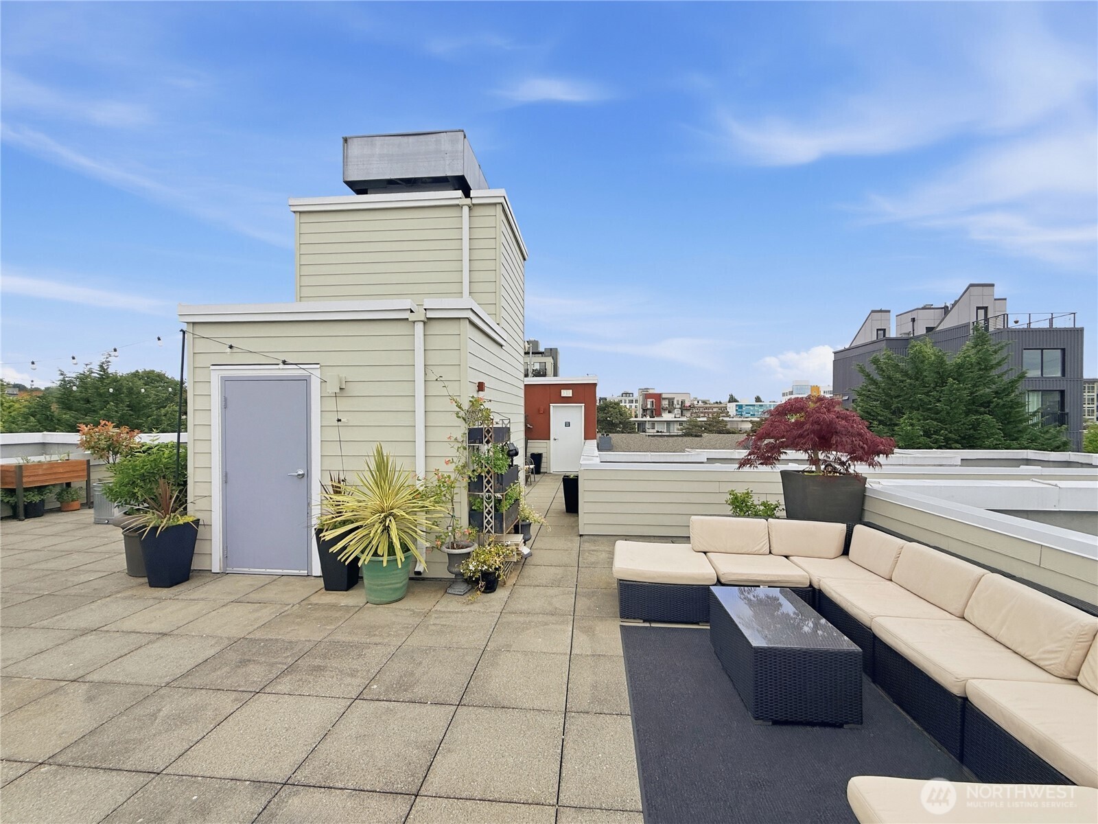232 Belmont Avenue E Unit: 202