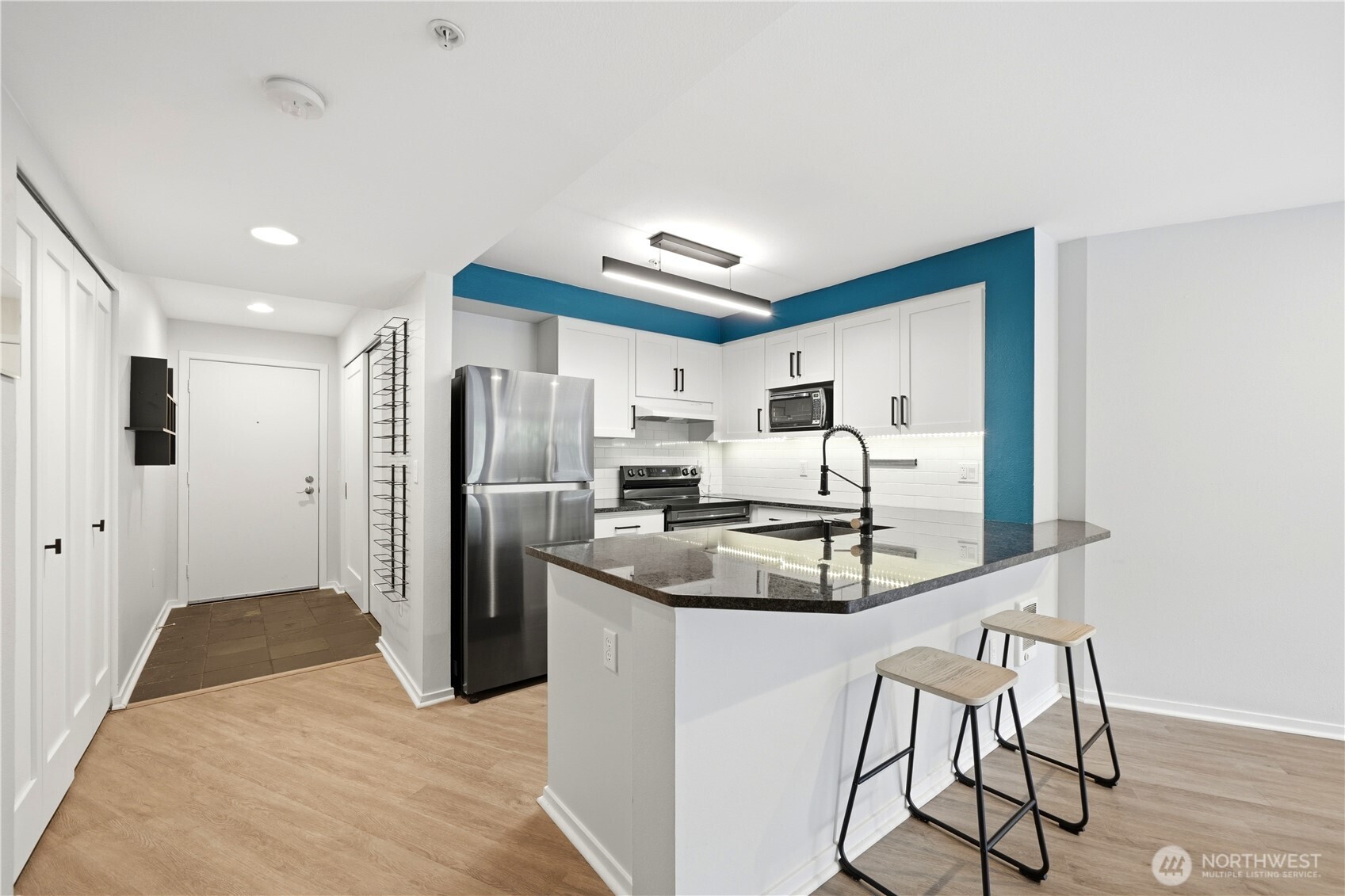 232 Belmont Avenue E Unit: 202