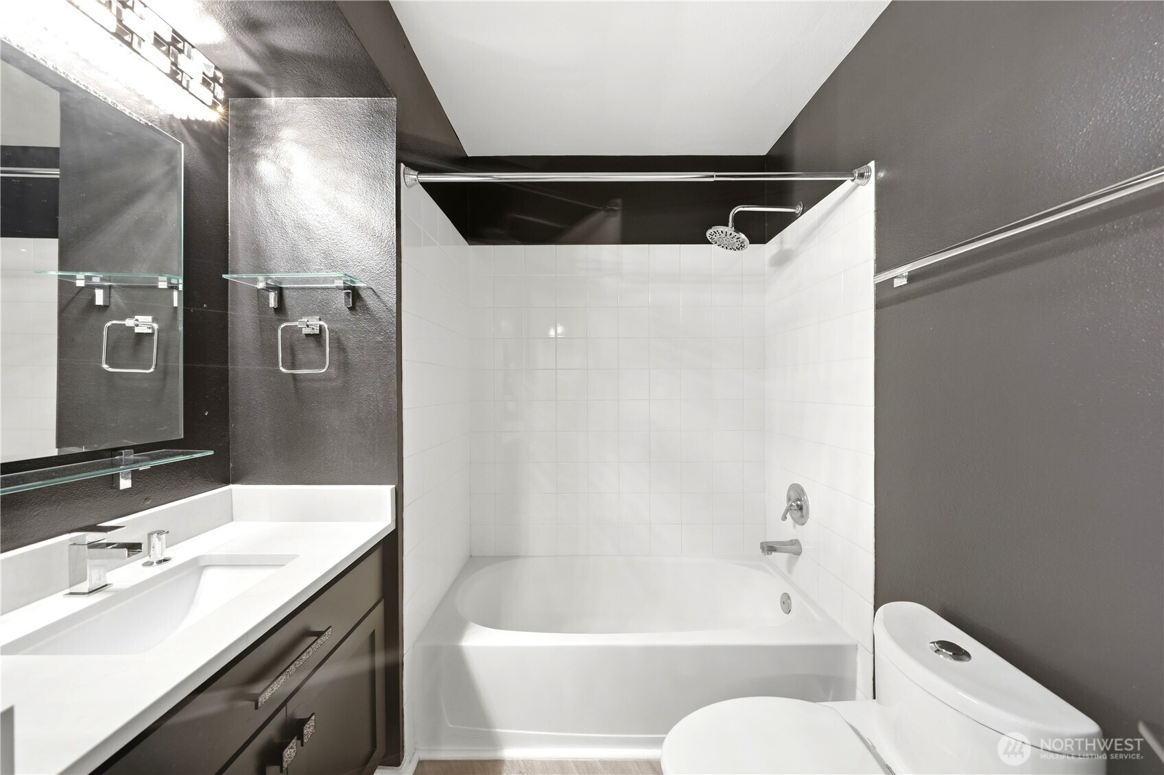 232 Belmont Avenue E Unit: 202