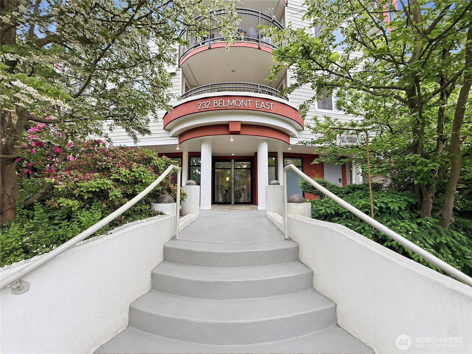 232 Belmont Avenue E Unit: 202