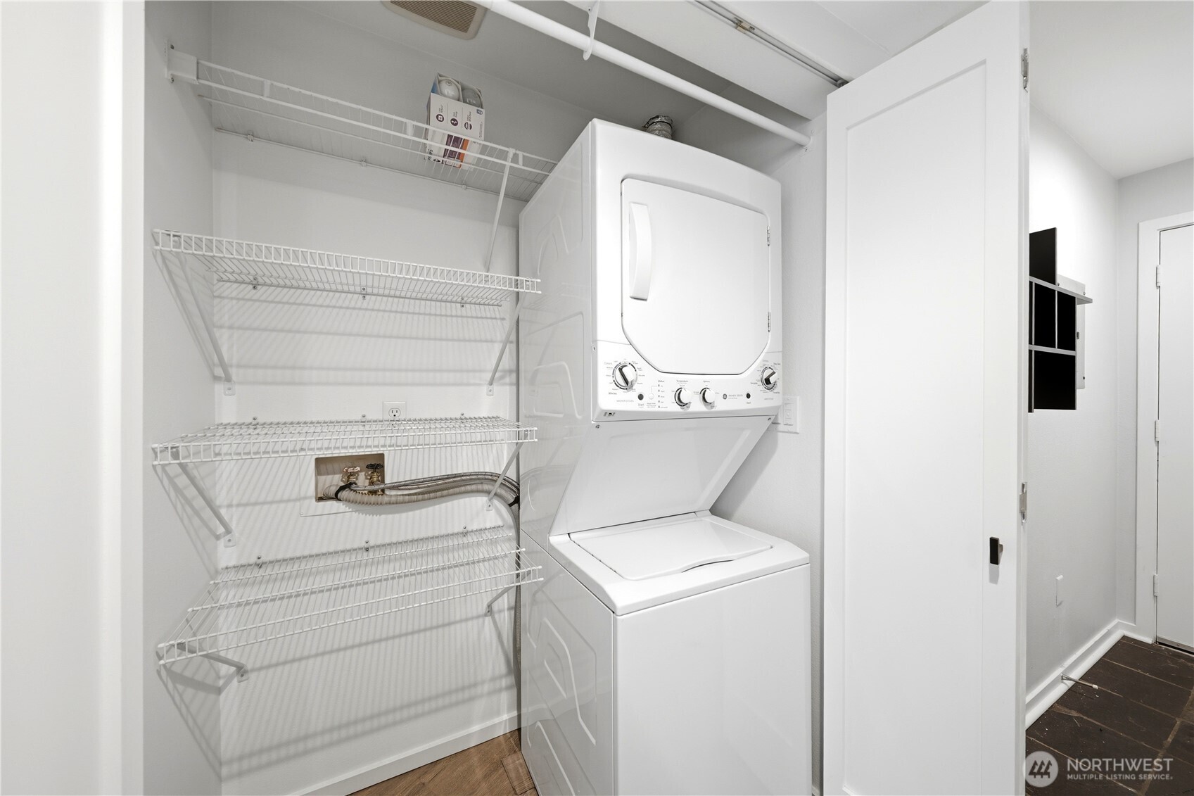 232 Belmont Avenue E Unit: 202