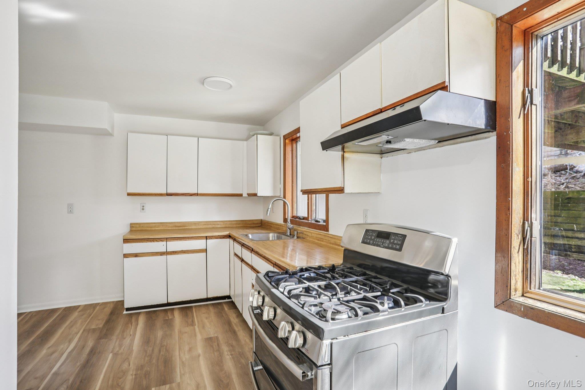 597 Saddle River Road