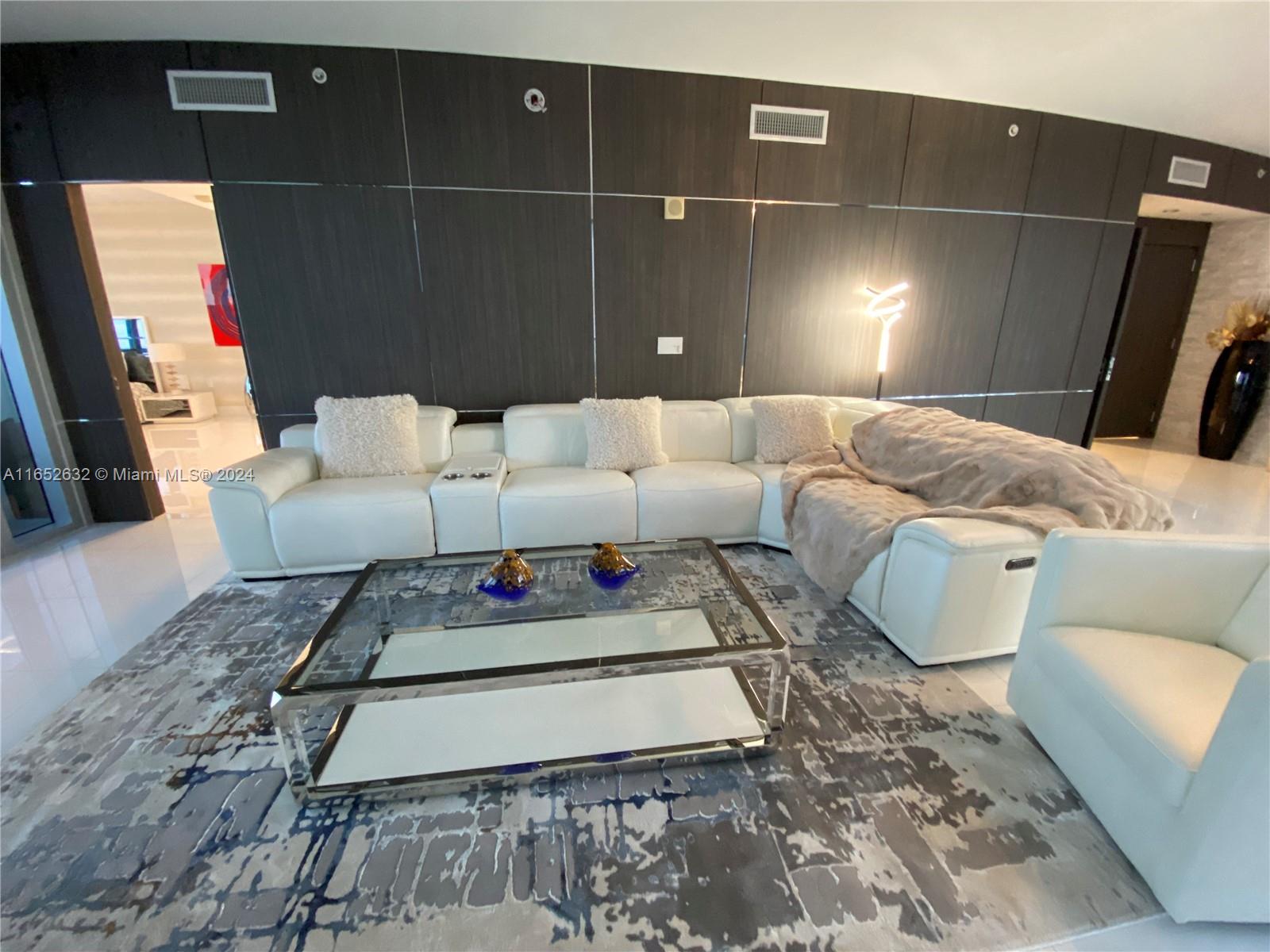 17121 Collins Ave # 2908