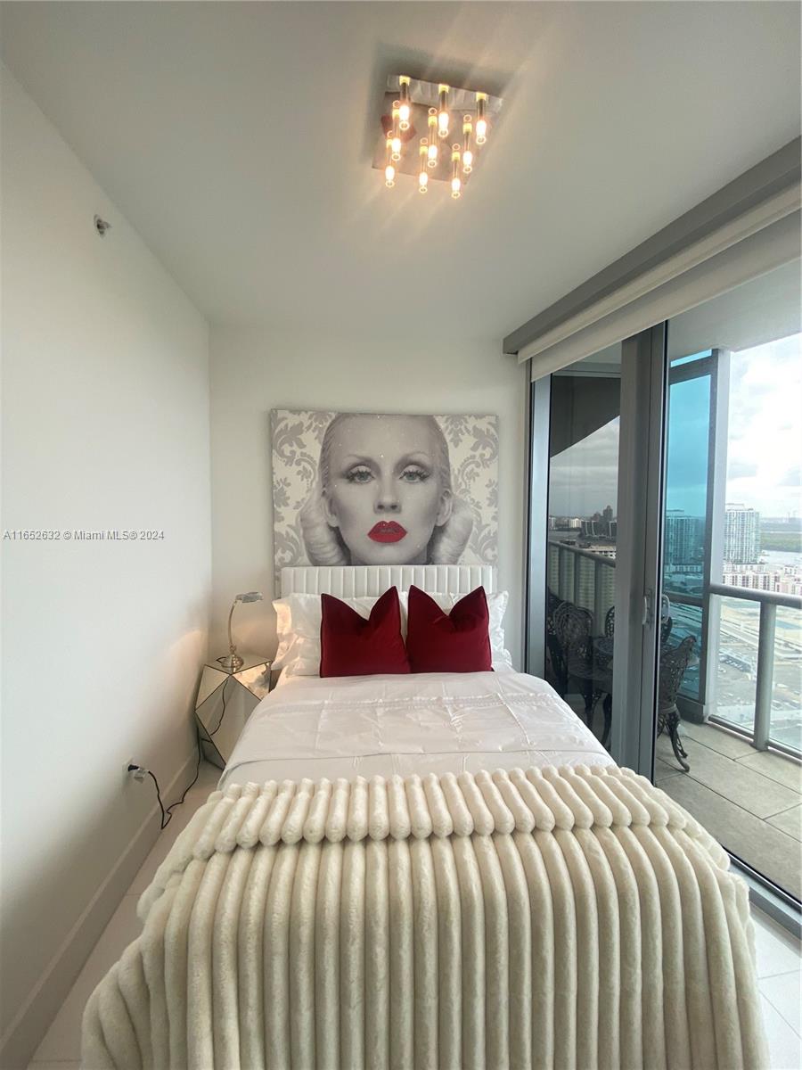 17121 Collins Ave # 2908