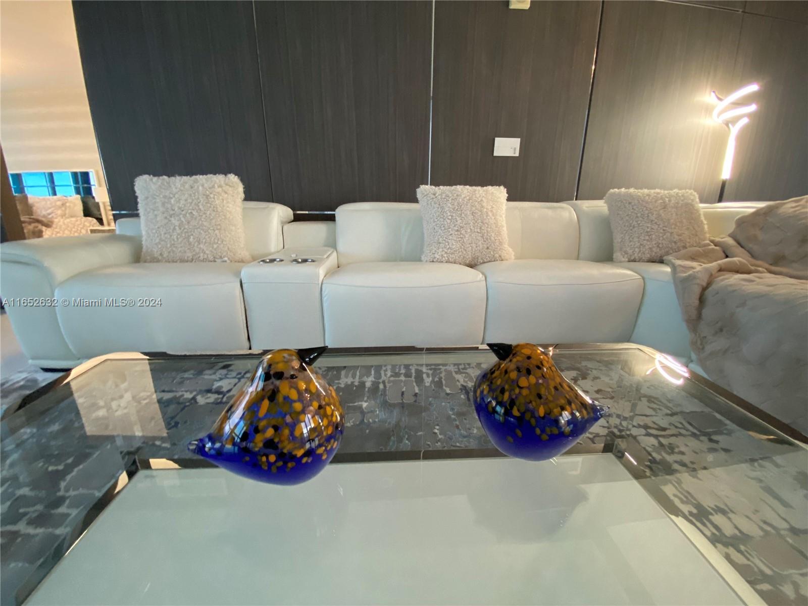 17121 Collins Ave # 2908