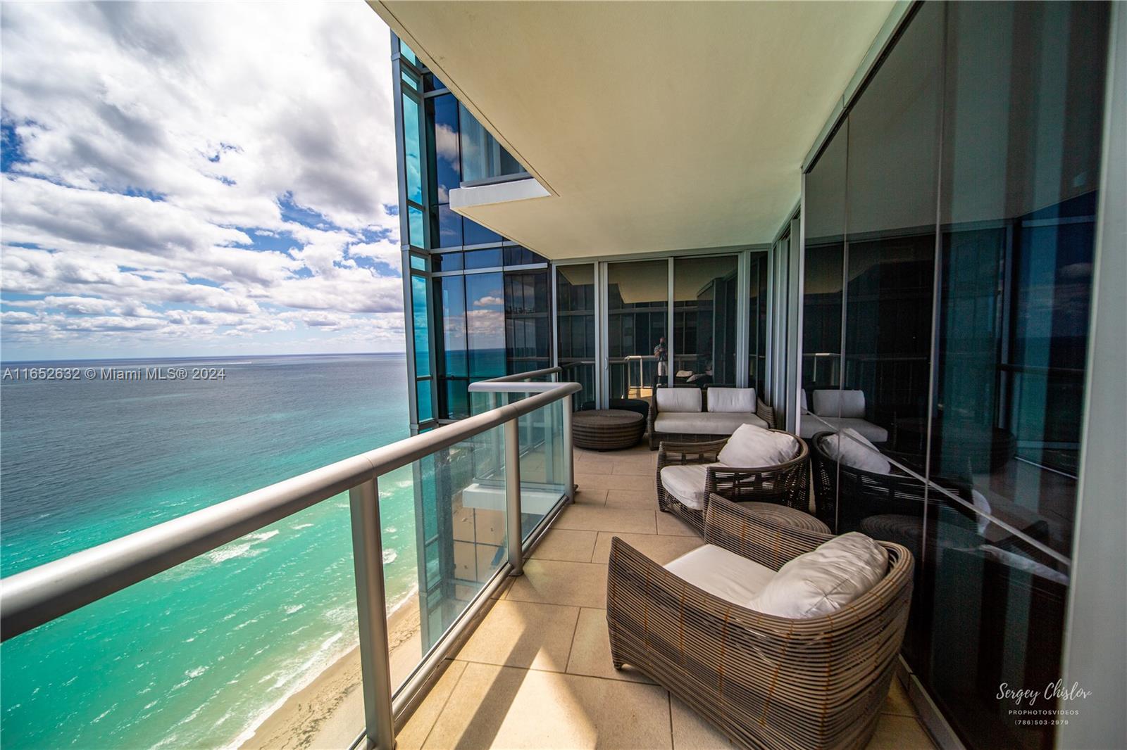 17121 Collins Ave # 2908