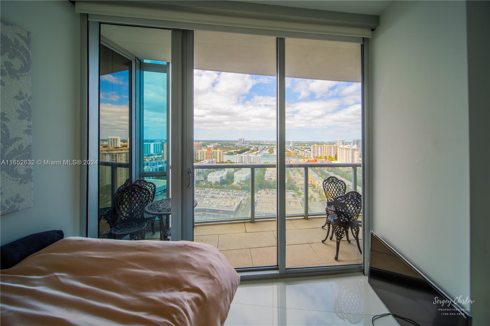17121 Collins Ave # 2908