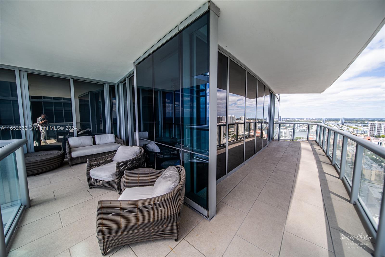 17121 Collins Ave # 2908