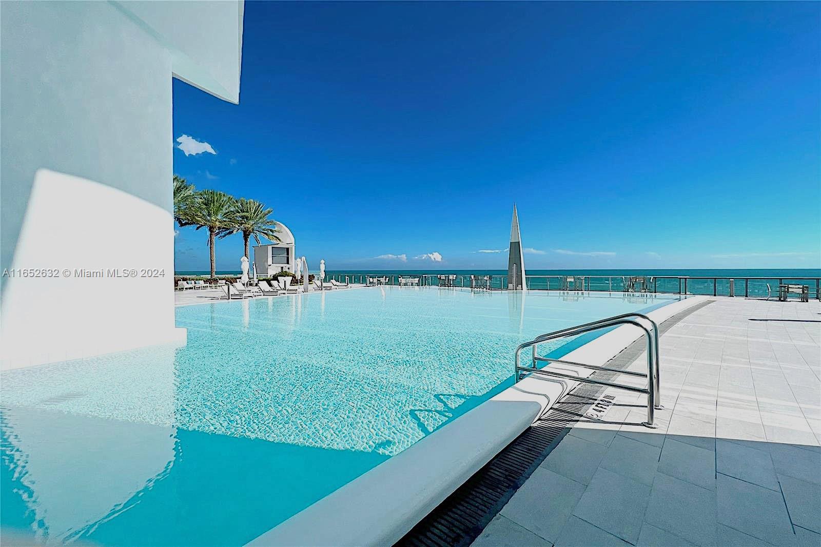 17121 Collins Ave # 2908
