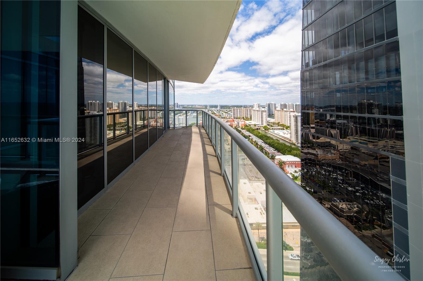 17121 Collins Ave # 2908