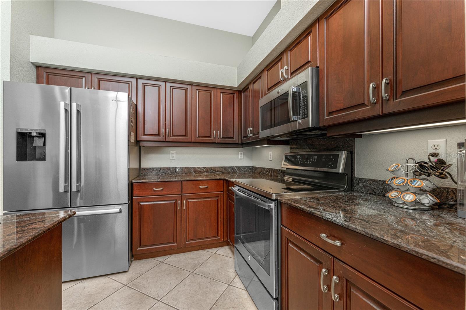 201 VISTA DEL LAGO WAY