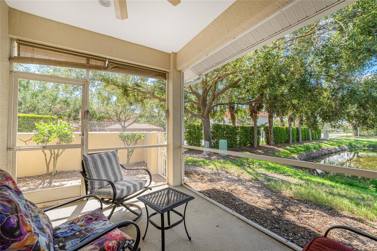 201 VISTA DEL LAGO WAY