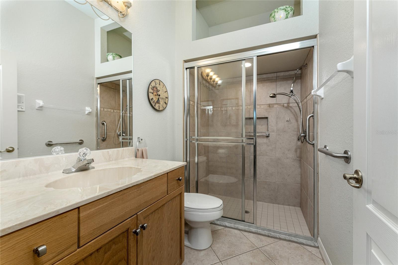 201 VISTA DEL LAGO WAY