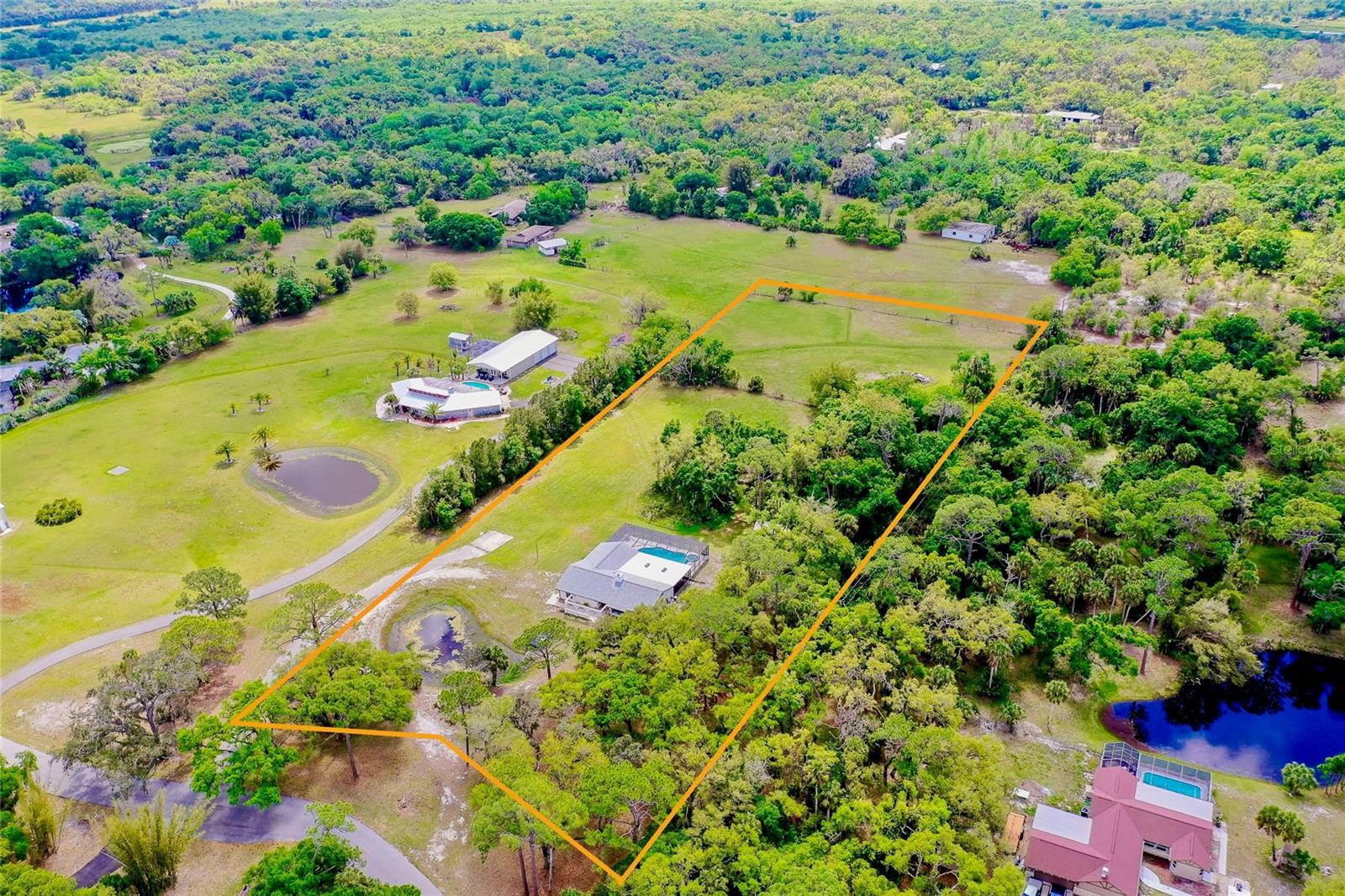 4689 HIDDEN RIVER RD