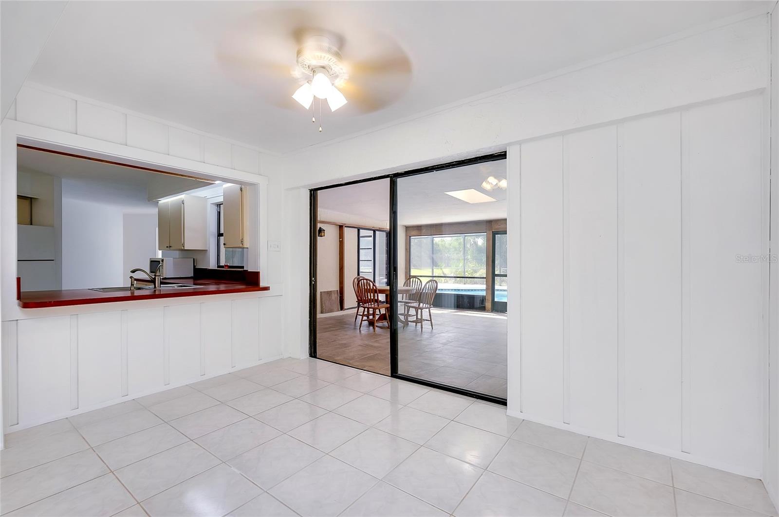 4689 HIDDEN RIVER RD